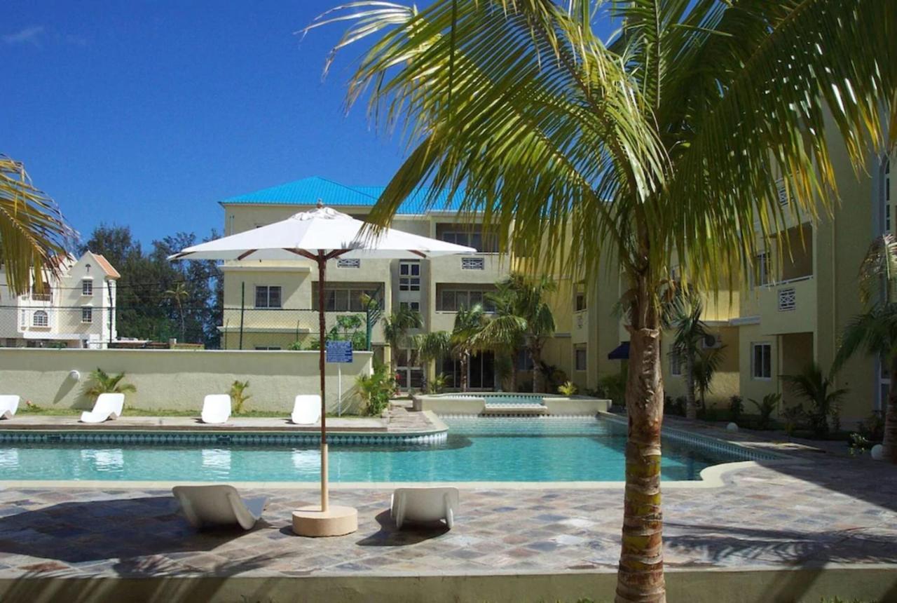 Lovely Apartment In Flic En Flac, Close To The Beach And All Amenities. Luaran gambar